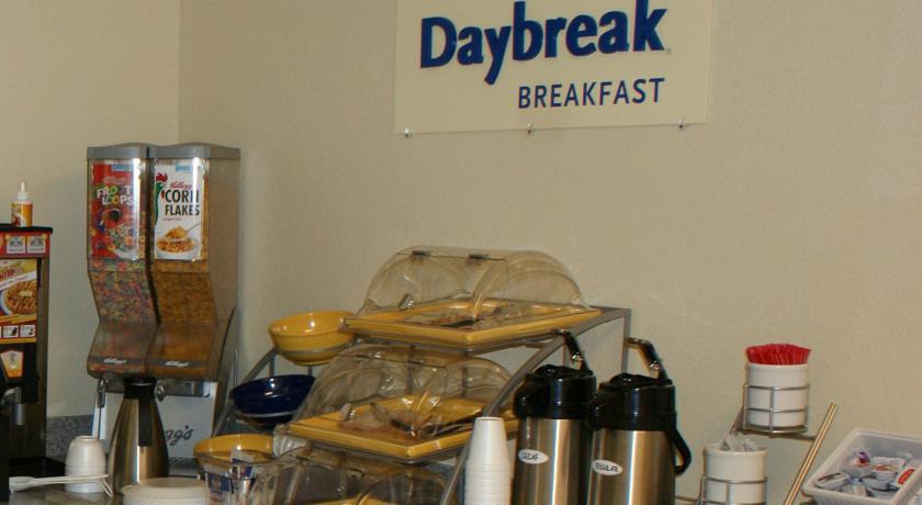 Days Inn Pensacola North Ferry Pass Екстер'єр фото