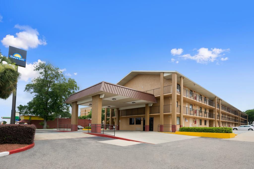 Days Inn Pensacola North Ferry Pass Екстер'єр фото